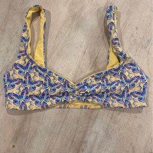🦋🐚 NWOT ☀️🦋 Frankie's Bikinis Blue & Yellow Butterfly Bikini Top🦋☀️